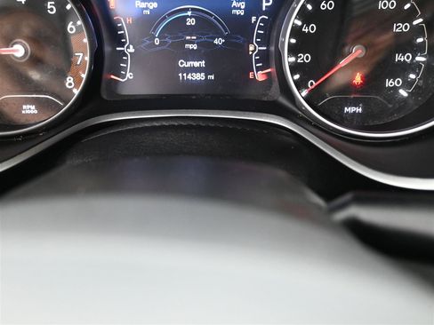 Used 2020 Jeep Compass Limited image 16