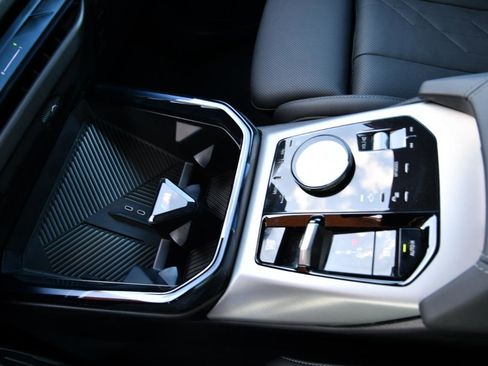 Used 2025 BMW X3 xDrive30i AWD/4WD image 29