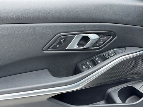 Used 2024 BMW 330i Sedan image 38