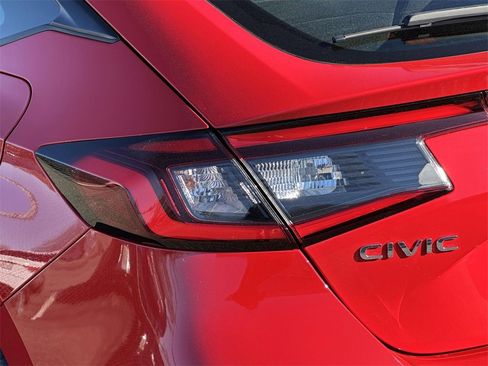 Certified 2022 Honda Civic Sport image 8