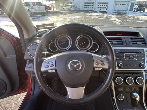 Used 2009 MAZDA MAZDA6 s Grand Touring w/ Moonroof & Bose Pkg image 10