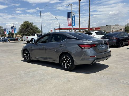 Used 2025 Nissan Sentra SV w/ All-Weather Package FWD image 3