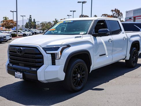 Certified 2025 Toyota Tundra Limited AWD/4WD image 20