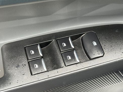 Used 2022 Ford Maverick XL image 13