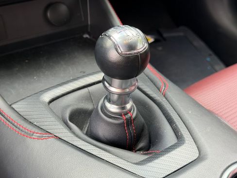 Used 2025 Ford Mustang GT Premium RWD image 26
