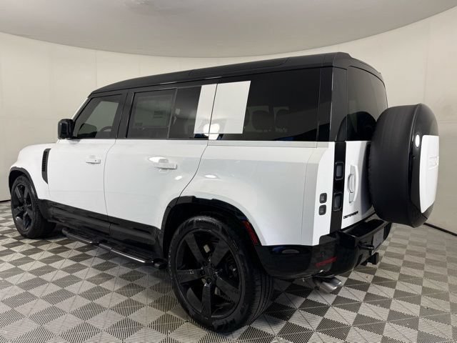 New 2026 Land Rover Defender 110 V8 AWD/4WD image 4