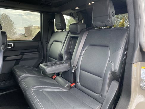 Used 2025 Ford Bronco Big Bend image 9