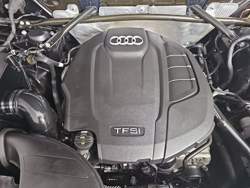 Used 2020 Audi Q5 2.0T Premium w/ Convenience Package AWD/4WD image 32
