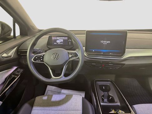 Certified 2025 Volkswagen ID.4 Pro AWD/4WD image 21