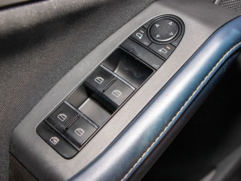 Used 2021 MAZDA CX-30 FWD 2.5 S image 25