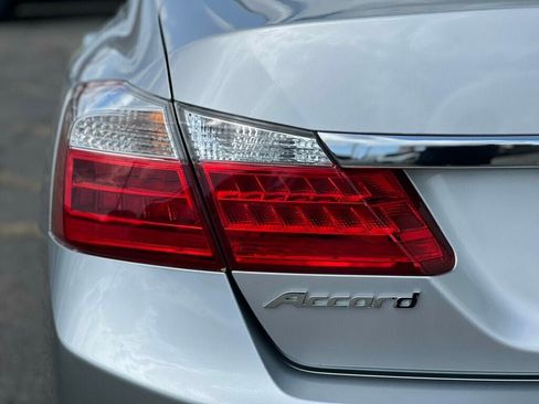 Used 2015 Honda Accord EX-L image 10