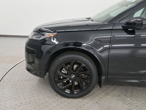 New 2025 Land Rover Discovery Sport S image 18