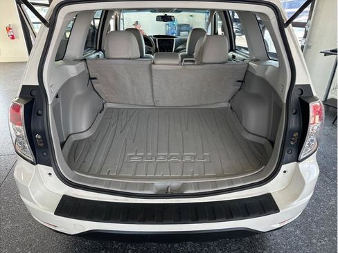 Used 2011 Subaru Forester 2.5X Premium image 22