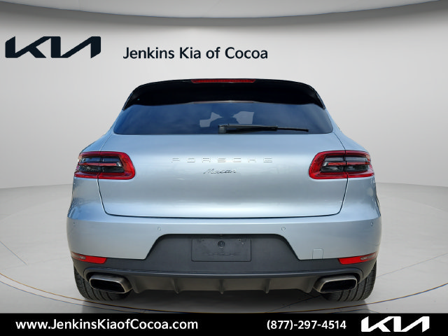 Used 2017 Porsche Macan AWD/4WD image 5