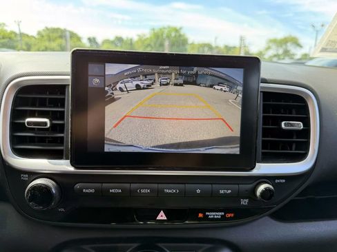 Certified 2023 Hyundai Venue SEL w/ Cargo Package FWD image 31
