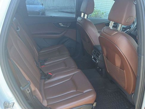 Used 2019 Audi Q7 3.0T Premium Plus w/ Premium Plus Package AWD/4WD image 14