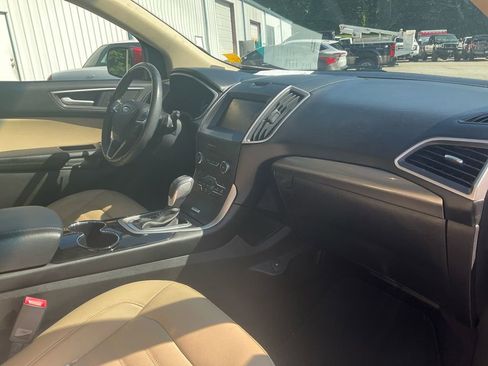 Used 2015 Ford Edge SEL w/ Equipment Group 201A FWD image 11