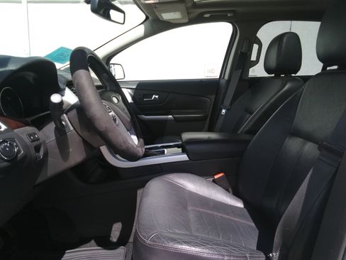 Used 2014 Ford Edge Limited w/ Equipment Group 302A AWD/4WD image 14