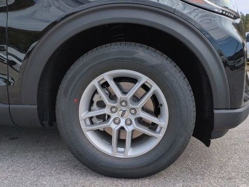 New 2026 Ford Explorer Active image 10