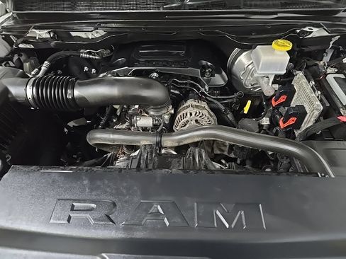 Used 2022 RAM 1500 Limited w/ Body-Colour Bumper Group AWD/4WD image 13