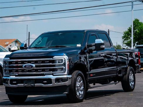 Used 2023 Ford F250 Lariat w/ Lariat Ultimate Package AWD/4WD image 9