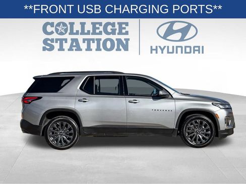 Used 2023 Chevrolet Traverse RS image 11