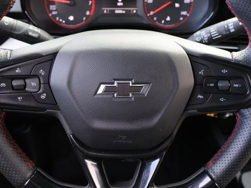 Used 2024 Chevrolet Trax RS image 31