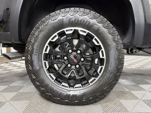 New 2026 GMC Canyon AT4 w/ AT4 Premium Package image 31