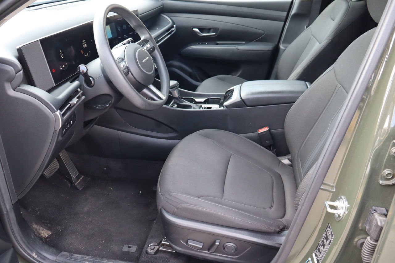 Used 2025 Hyundai Tucson SEL FWD image 14