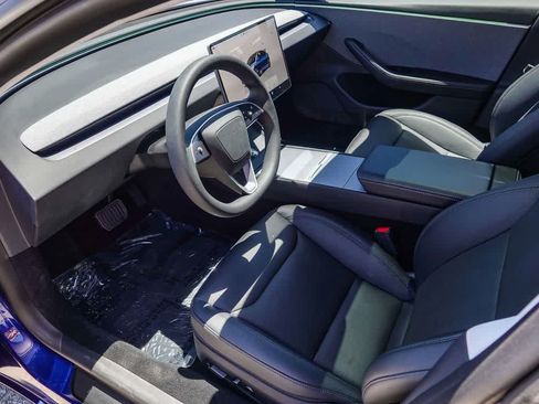 Used 2025 Tesla Model 3 Long Range RWD image 15