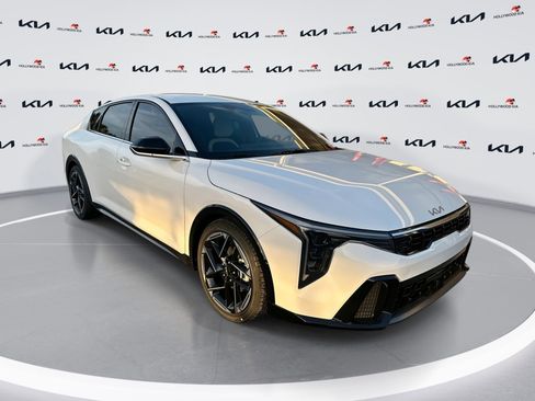 New 2026 Kia K4 GT-Line image 1