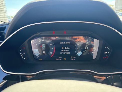 Used 2025 Audi Q3 2.0T Premium image 21