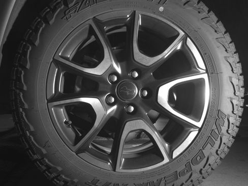 Used 2025 Jeep Compass Trailhawk image 14