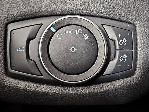 Certified 2018 Ford Escape S image 26