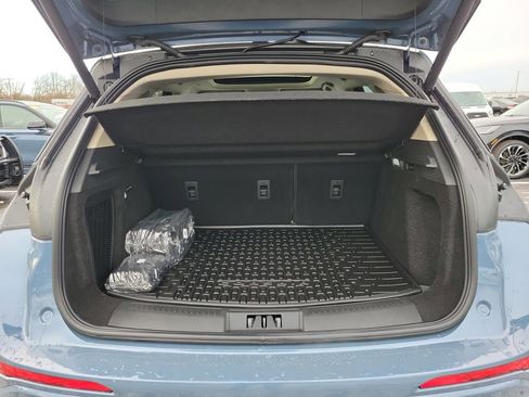 New 2026 Lincoln Corsair Premiere image 10