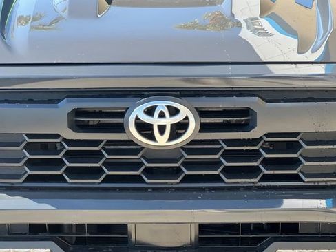 Used 2025 Toyota Tacoma TRD Sport AWD/4WD image 36