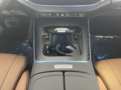 New 2026 Mercedes-Benz E 450 4MATIC Sedan image 18
