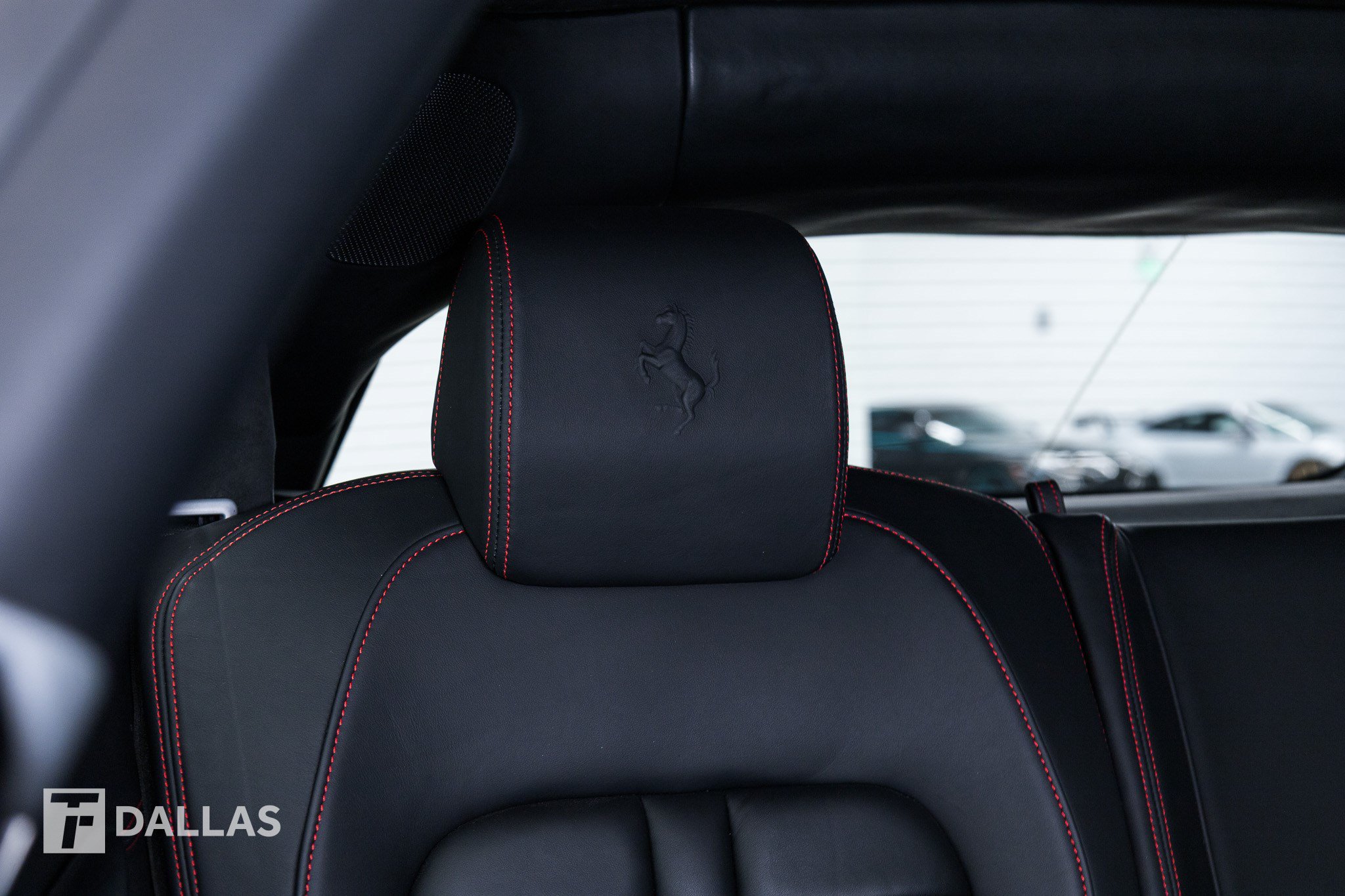 Used 2012 Ferrari FF AWD/4WD image 37