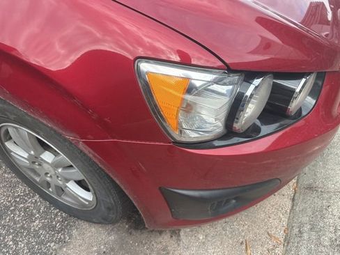 Used 2012 Chevrolet Sonic LT image 6