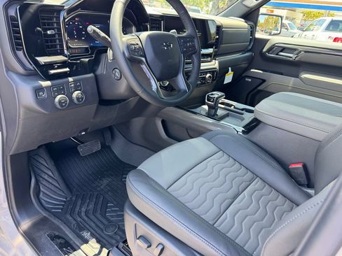 New 2026 Chevrolet Silverado 1500 ZR2 w/ ZR2 Bison Edition AWD/4WD image 15