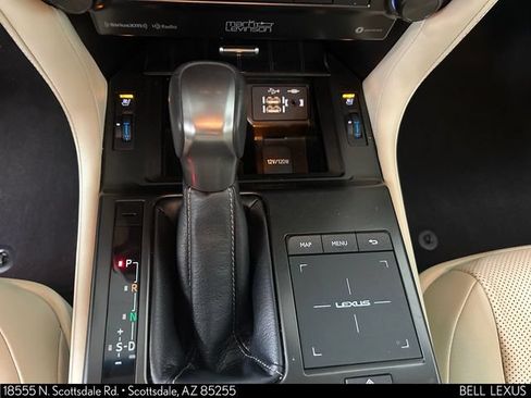 Used 2023 Lexus GX 460 Premium w/ Accessory Package AWD/4WD image 27