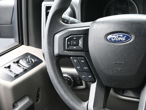 Used 2017 Ford F150 XLT image 23