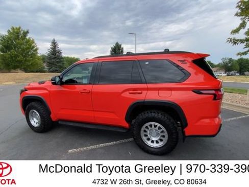 Used 2023 Toyota Sequoia TRD Pro AWD/4WD image 6