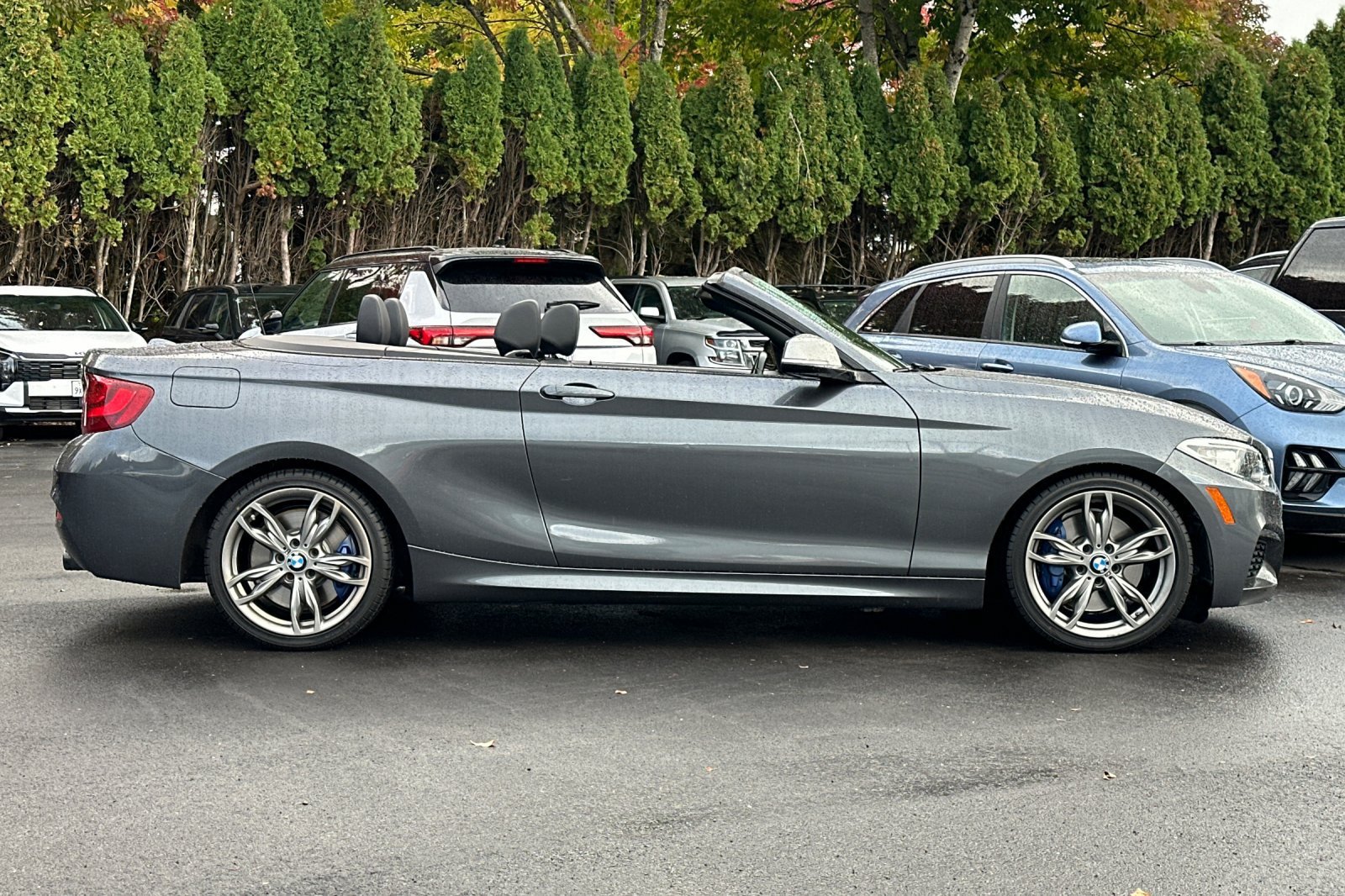 Used 2015 BMW M235i Convertible RWD image 3