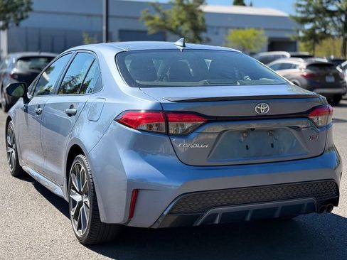 Used 2021 Toyota Corolla XSE FWD image 3