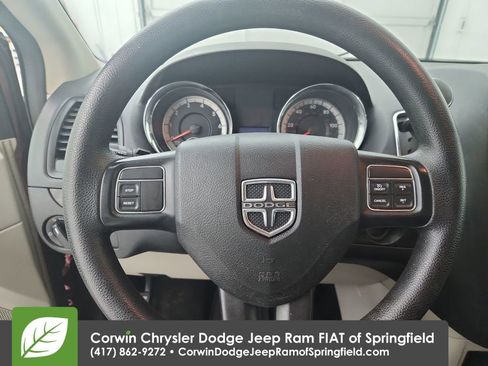 Used 2016 Dodge Grand Caravan American Value Package image 22