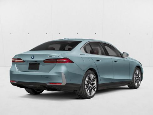 New 2026 BMW i5 AWD/4WD image 2