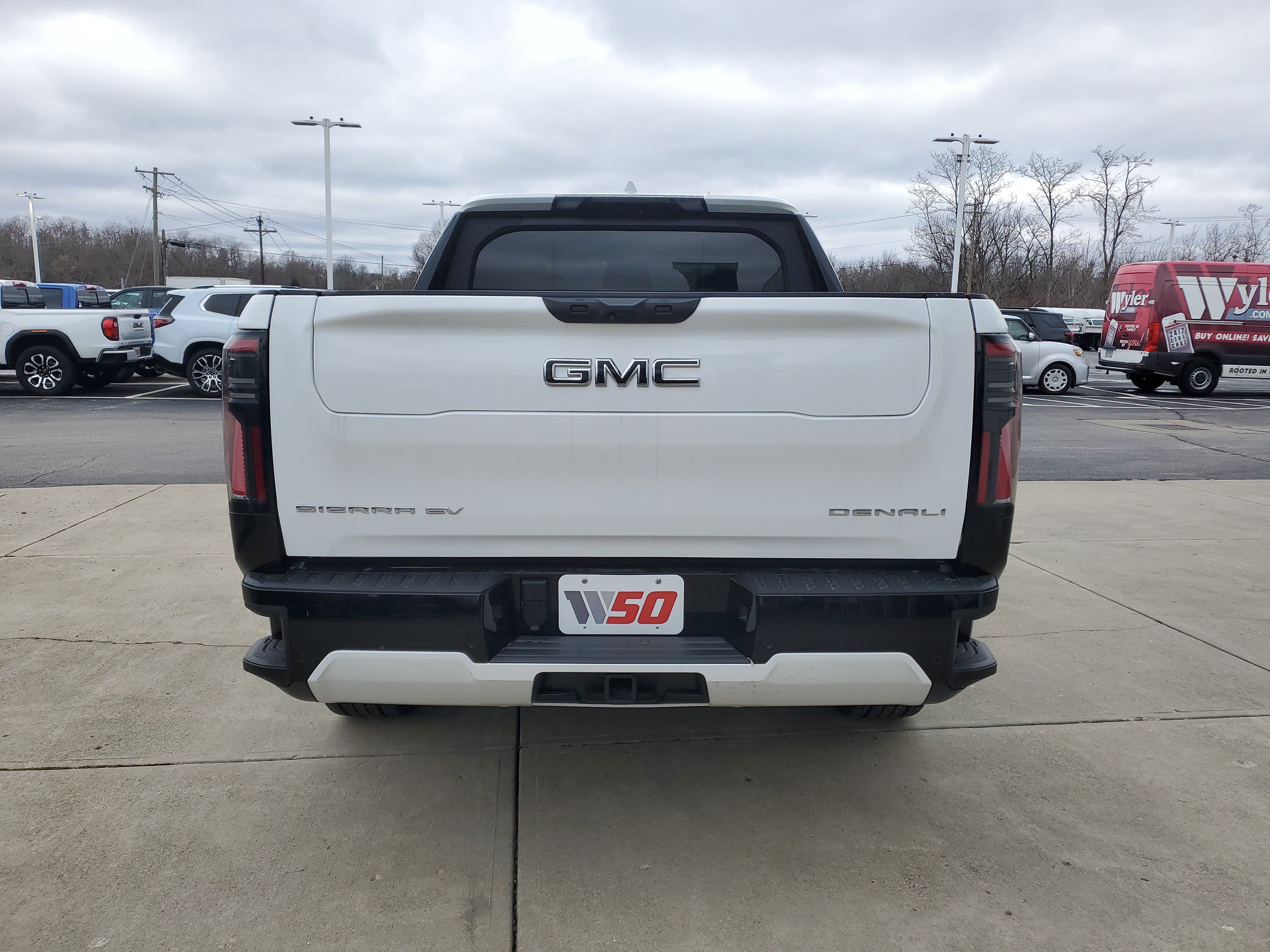 New 2025 GMC Sierra EV Denali AWD/4WD image 5