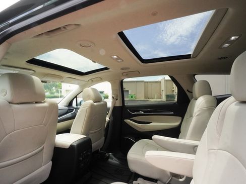 Used 2023 Buick Enclave Essence w/ Experience Buick Package FWD image 22