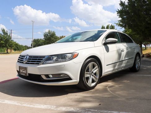 Used 2014 Volkswagen CC Sport FWD image 3